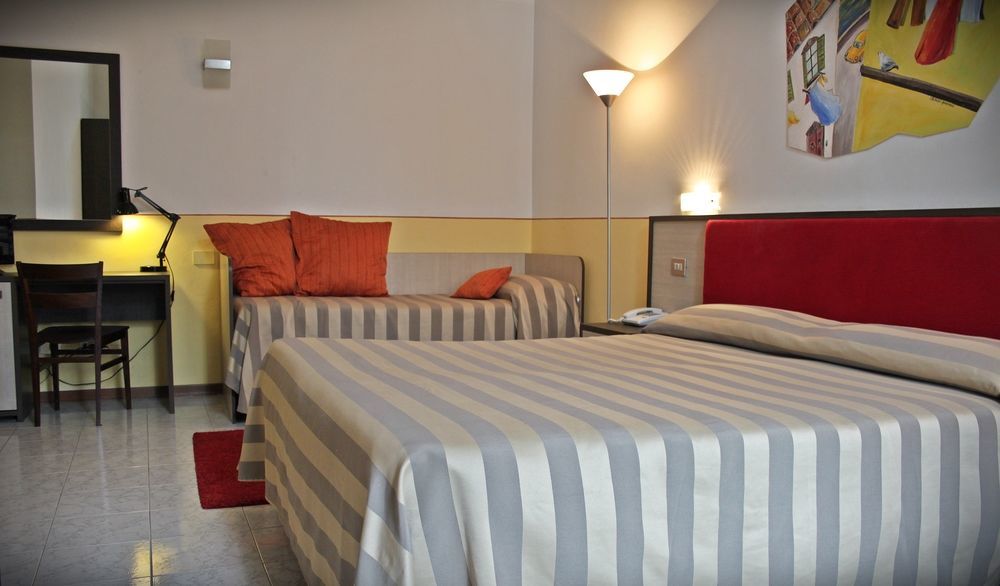 Hotel Magenta Firenze Bagian luar foto