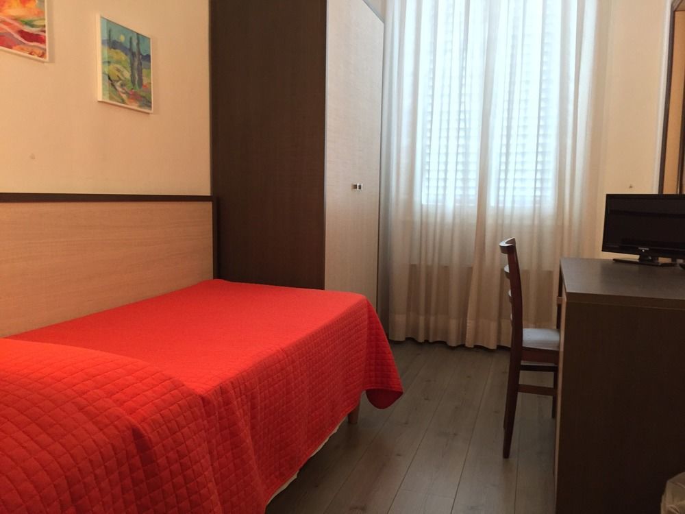 Hotel Magenta Firenze Bagian luar foto