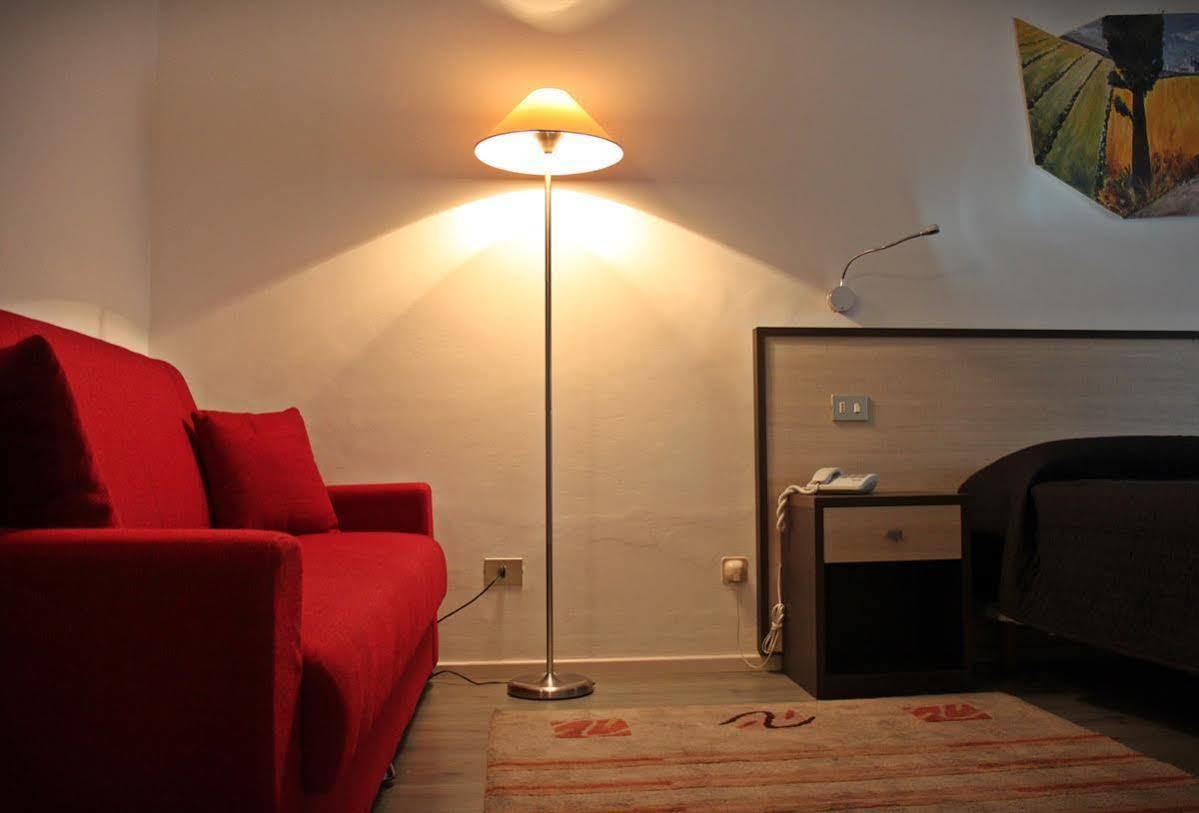 Hotel Magenta Firenze Bagian luar foto